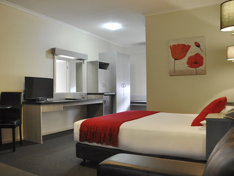 Ibis Styles Adelaide Manor - Accommodation Whitsundays 2