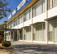 Comfort Inn Regal Park - Accommodation Whitsundays
