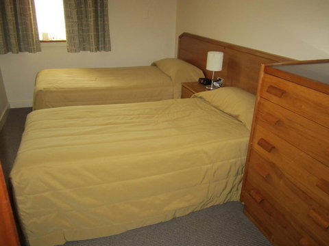University House - ANU - Accommodation Whitsundays 36