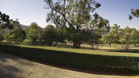 University House - ANU - Accommodation Whitsundays 21