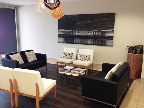 Pacific Suites Canberra - Accommodation Whitsundays 6