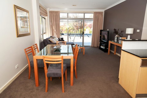 CityStyle Apartments - Accommodation Whitsundays 5
