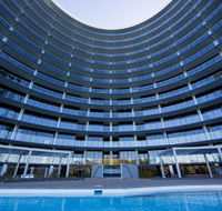 Accommodate Canberra - Manhattan on the Park - Accommodation Whitsundays