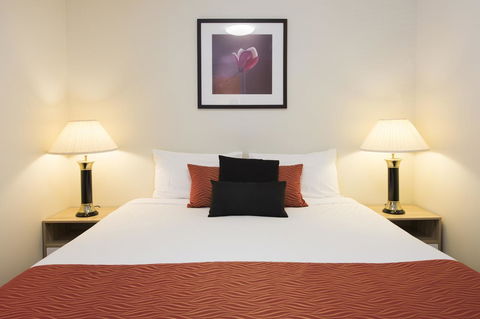 Soldiers Motel - Accommodation Whitsundays 10