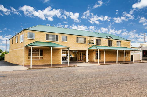 Soldiers Motel - Accommodation Whitsundays 17