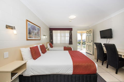 Soldiers Motel - Accommodation Whitsundays 24