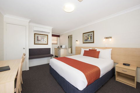 Soldiers Motel - Accommodation Whitsundays 26