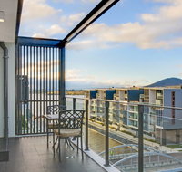 Accommodate Canberra - Dockside - Accommodation Whitsundays