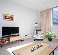 Spacious 1BR Stylish New Acton Apartment Parking - Accommodation Whitsundays