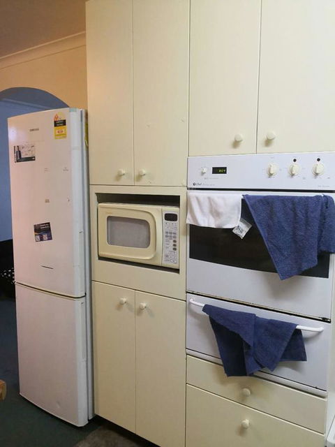 Space And Quiet Safe Room Canberra - Accommodation Whitsundays 7