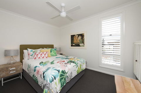 Mollymook Beachfront Penthouse 9 - Accommodation Whitsundays 2