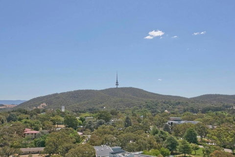 Canberra Luxury Apartment 3 - Accommodation Whitsundays 28
