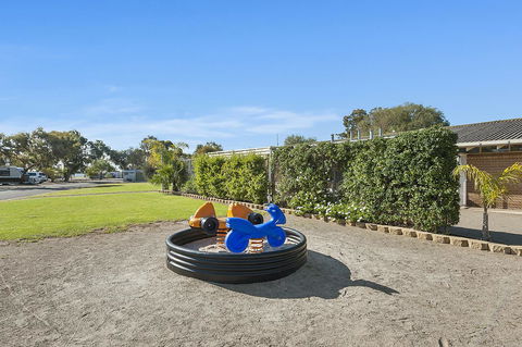 Port Broughton Tourist Park - Accommodation Whitsundays 6