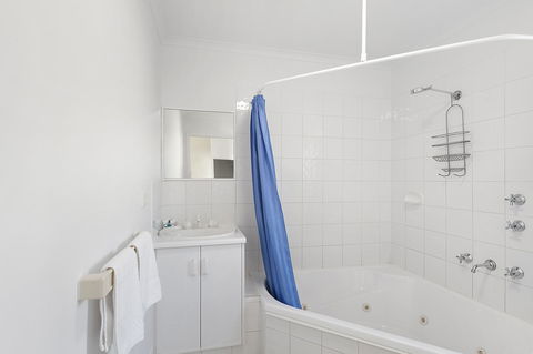 Port Broughton Tourist Park - Accommodation Whitsundays 43