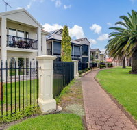 Port Adelaide Harbourside House - Accommodation Whitsundays
