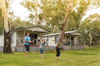 Book Clare Accommodation Vacations Accommodation Whitsundays Accommodation Whitsundays