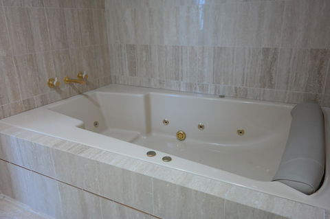 Pacific Bay Resort - Accommodation Whitsundays 23