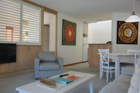 Pacific Bay Resort - Accommodation Whitsundays 7