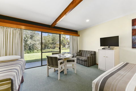 William Macintosh Motor Lodge - Accommodation Whitsundays 24