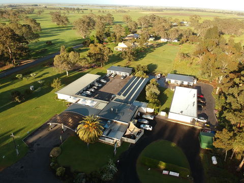 William Macintosh Motor Lodge - Accommodation Whitsundays 9