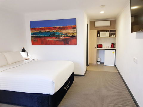 William Macintosh Motor Lodge - Accommodation Whitsundays 6