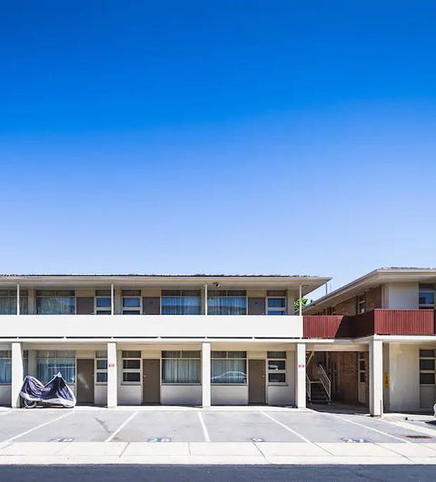 Hi 5 Glenelg Studio Apartment - Accommodation Whitsundays 14