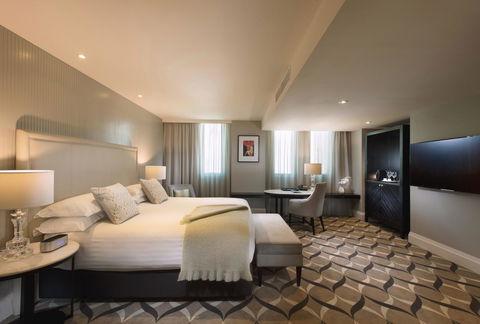 Mayfair Hotel - Accommodation Whitsundays 14