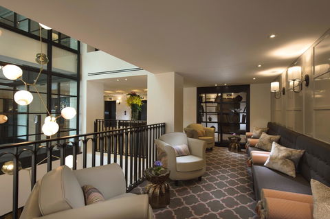 Mayfair Hotel - Accommodation Whitsundays 9
