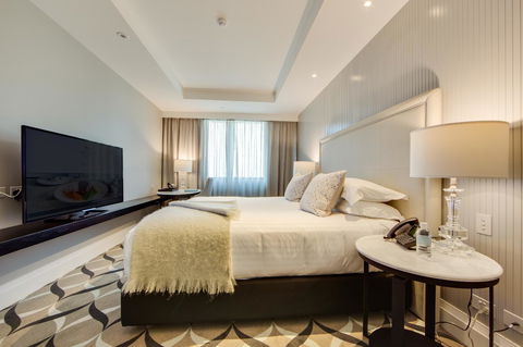 Mayfair Hotel - Accommodation Whitsundays 6
