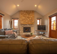 Lucy's Cottage - Accommodation Whitsundays