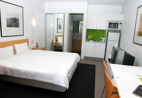 Majestic Oasis Apartments - Accommodation Whitsundays 11