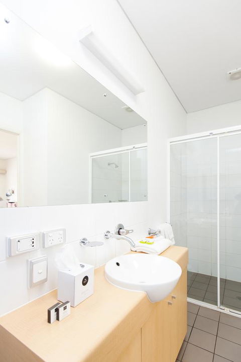 Majestic Oasis Apartments - Accommodation Whitsundays 25