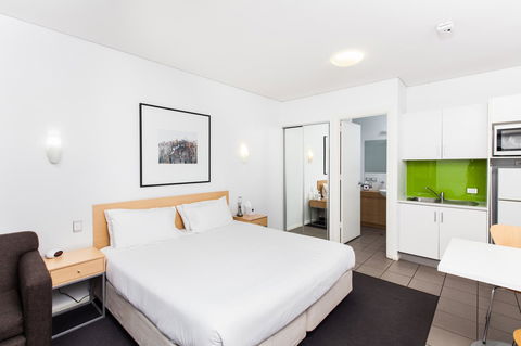 Majestic Oasis Apartments - Accommodation Whitsundays 29