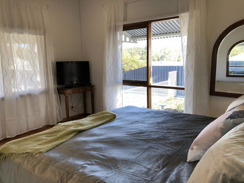 Jack\'s House 2 B&B In Mill Street - Accommodation Whitsundays 12