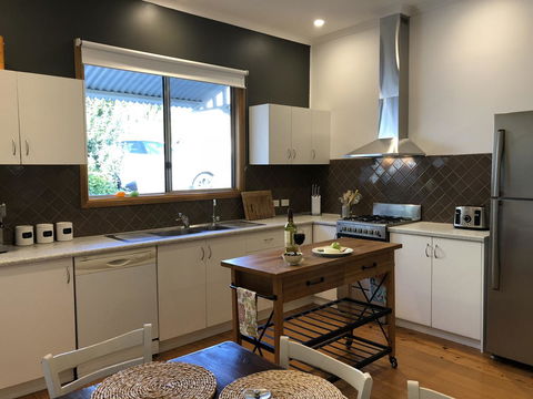 Jack\'s House 2 B&B In Mill Street - Accommodation Whitsundays 16