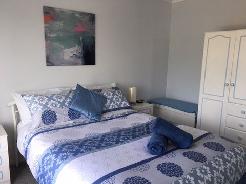Emu Bay Holiday Homes - Accommodation Whitsundays 38