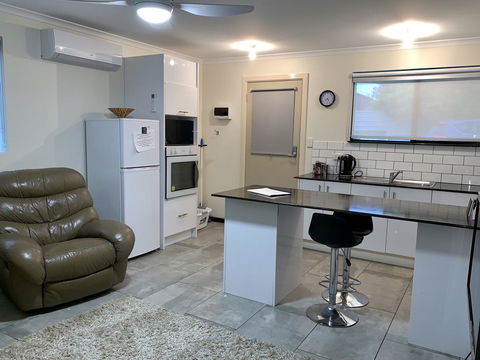 Inna Nutshell - Accommodation Whitsundays 6