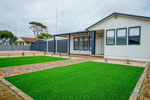 Breakaway Moonta Bay - Accommodation Whitsundays 2