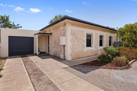 Cute And Cosy - Events, Workers, Getaways - Accommodation Whitsundays 14