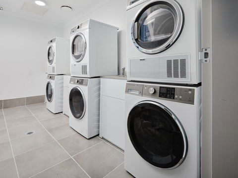 East Maitland Executive Apartments - Accommodation Whitsundays 0