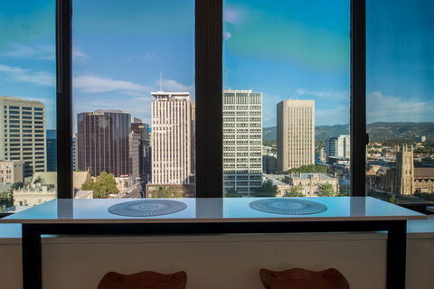 Suite 11 Victoria Square - Accommodation Whitsundays 8