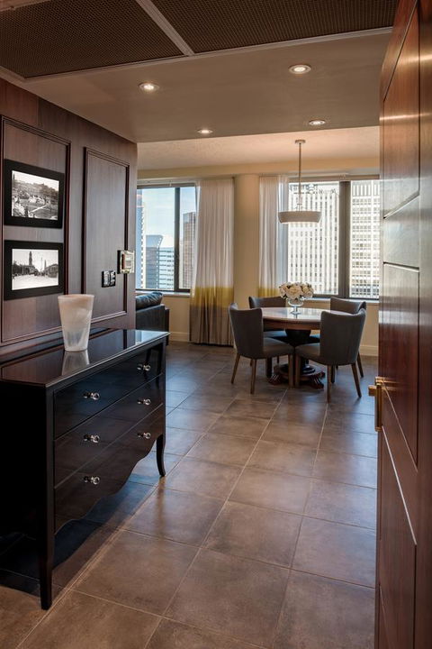 Suite 11 Victoria Square - Accommodation Whitsundays 6