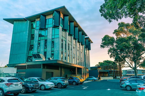 Marion Hotel - Accommodation Whitsundays 1