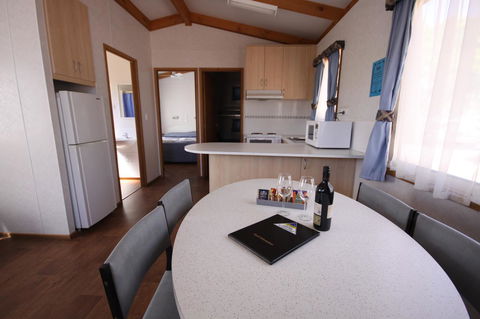 Ceduna Foreshore Caravan Park - Accommodation Whitsundays 2