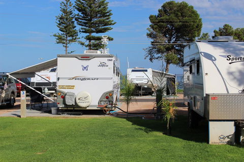 Ceduna Foreshore Caravan Park - Accommodation Whitsundays 32