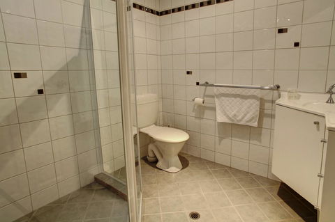 Tasman Beachside Apartment - Accommodation Whitsundays 7