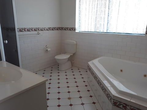 Acacia Apartments - Accommodation Whitsundays 5
