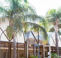 Bay Motel Hotel - Accommodation Whitsundays