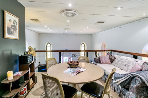 \'THE CHURCH\' Guest Home, Gawler Barossa Region - Accommodation Whitsundays 8