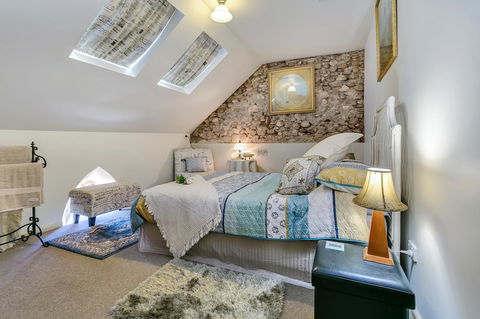 \'THE CHURCH\' Guest Home, Gawler Barossa Region - Accommodation Whitsundays 7